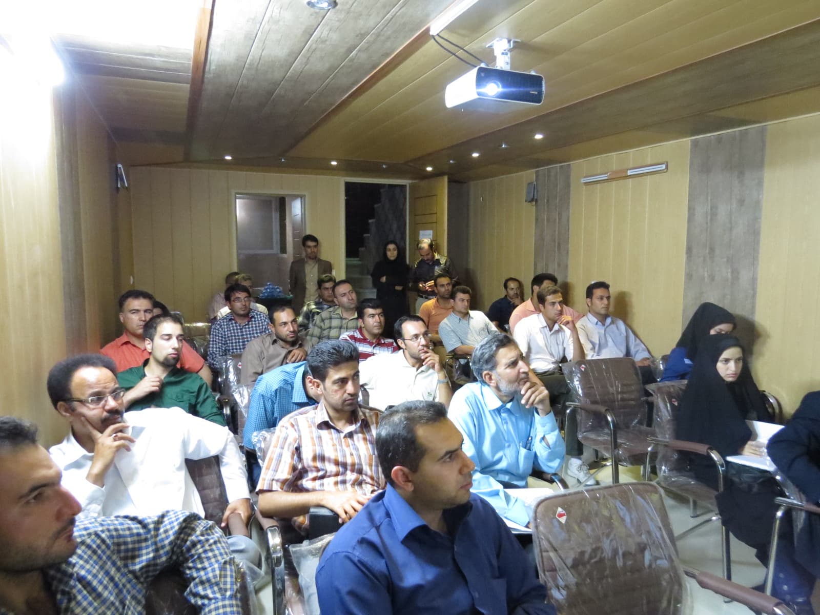 کارگاه عملی آموزشی